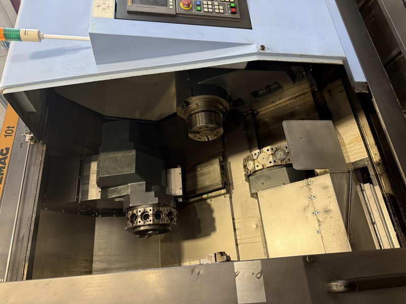 DOOSAN PUMA TT2500SY  2010