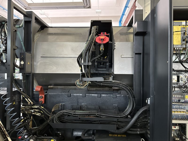 DOOSAN PUMA TT2500SY  2010