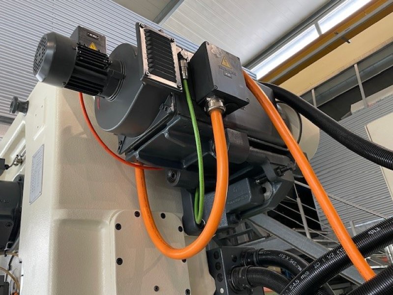 BRUDERER BSTA 250-75B  2006