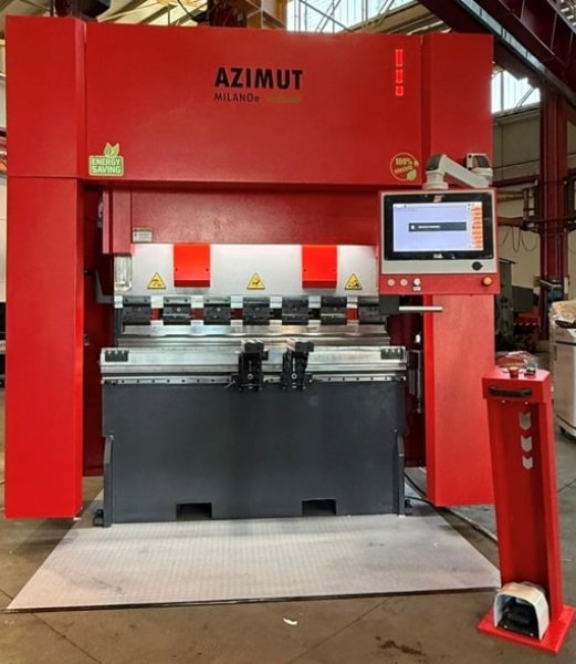 AZIMUT MILANOe 1550x40T  2025