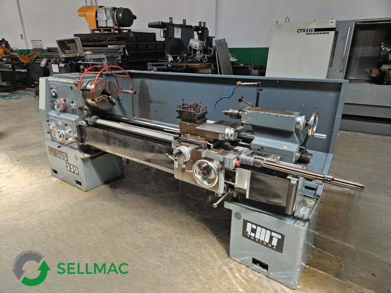 CMT URSUS 250 x 1500  1989