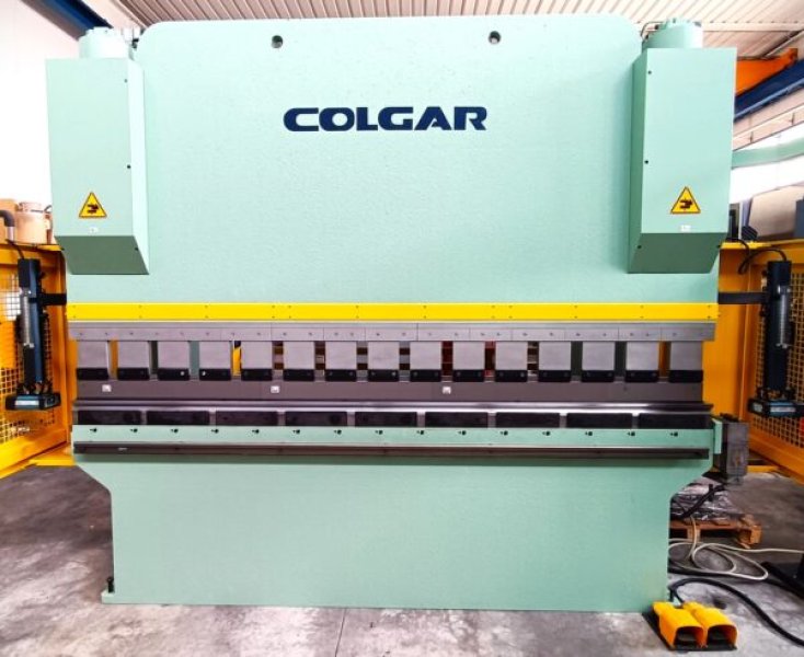 COLGAR 3000 x 100 ton 