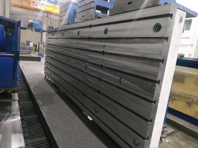 MAX MACHINERY  PIANI STOLLE IN GHISA CON CAVE A T   2026