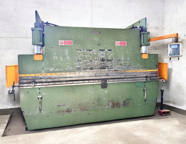 CBC 4000X100 TON. 