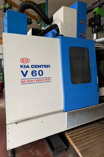 KIA V60  2000